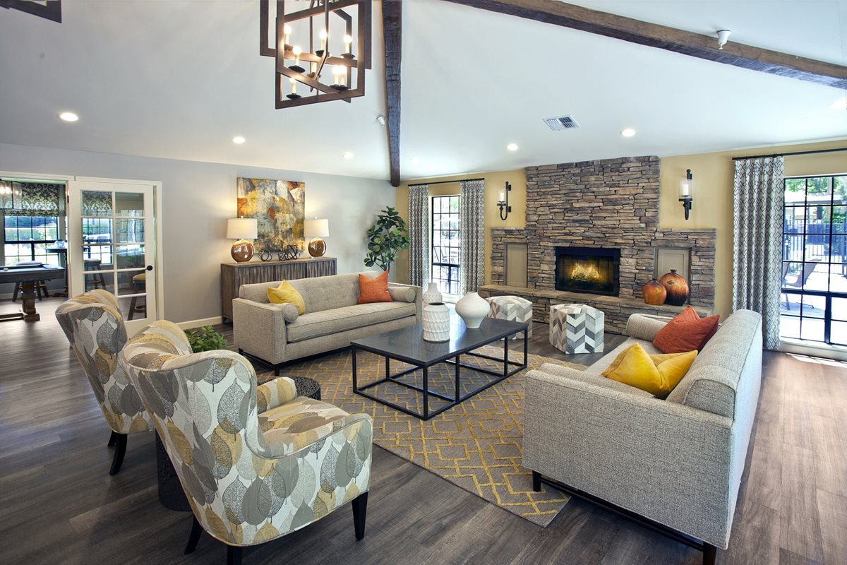 Club Pacifica Apartments